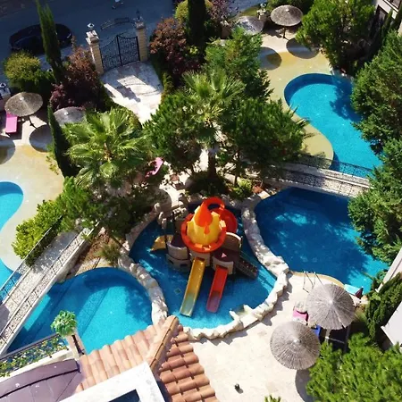 Menada Romance Marine Apartman