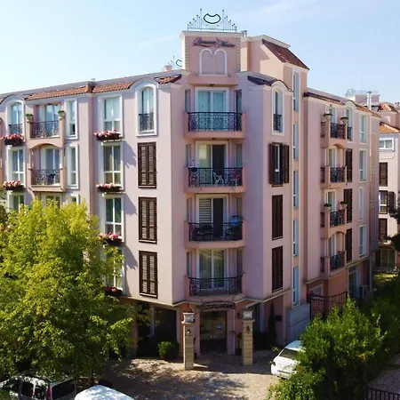Menada Romance Marine Apartman *