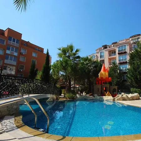 Menada Romance Marine Apartman *