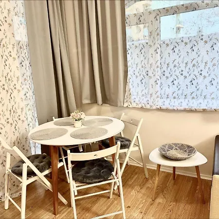 Menada Romance Marine Apartman