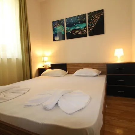 Menada Romance Marine Apartman Napospart