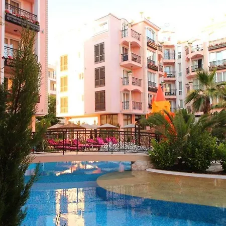 Menada Romance Marine Apartman *