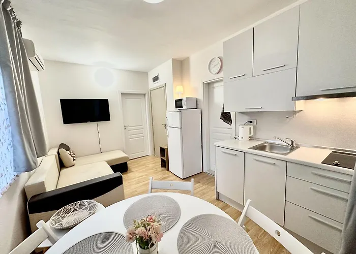 Menada Romance Marine Apartament *