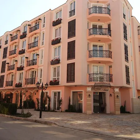 Menada Romance Marine *