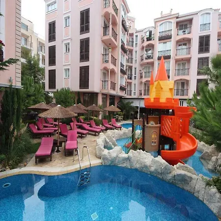 Menada Romance Marine Apartmán *